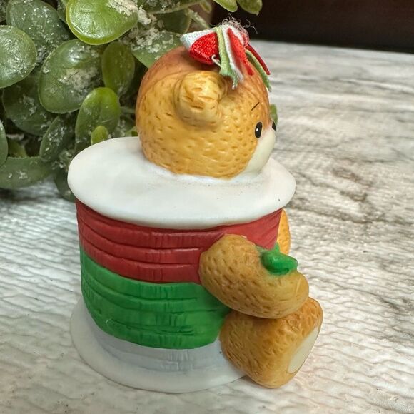 Vtg‎ Enesco 1994 Lucy & Me Christmas Ribbon Bear by Lucy Rigg - Picture 3 of 7
